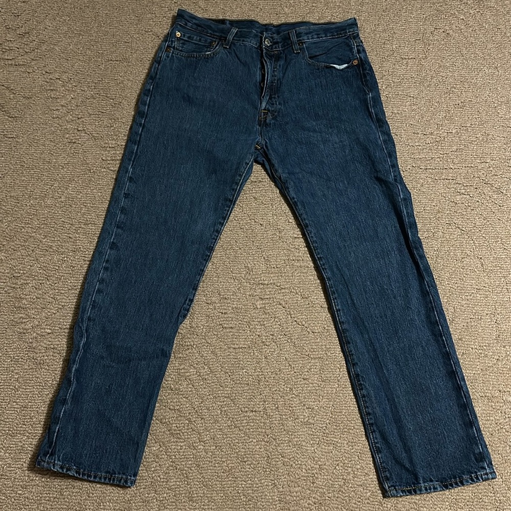 Men’s Levi’s 501 Jeans medium wash